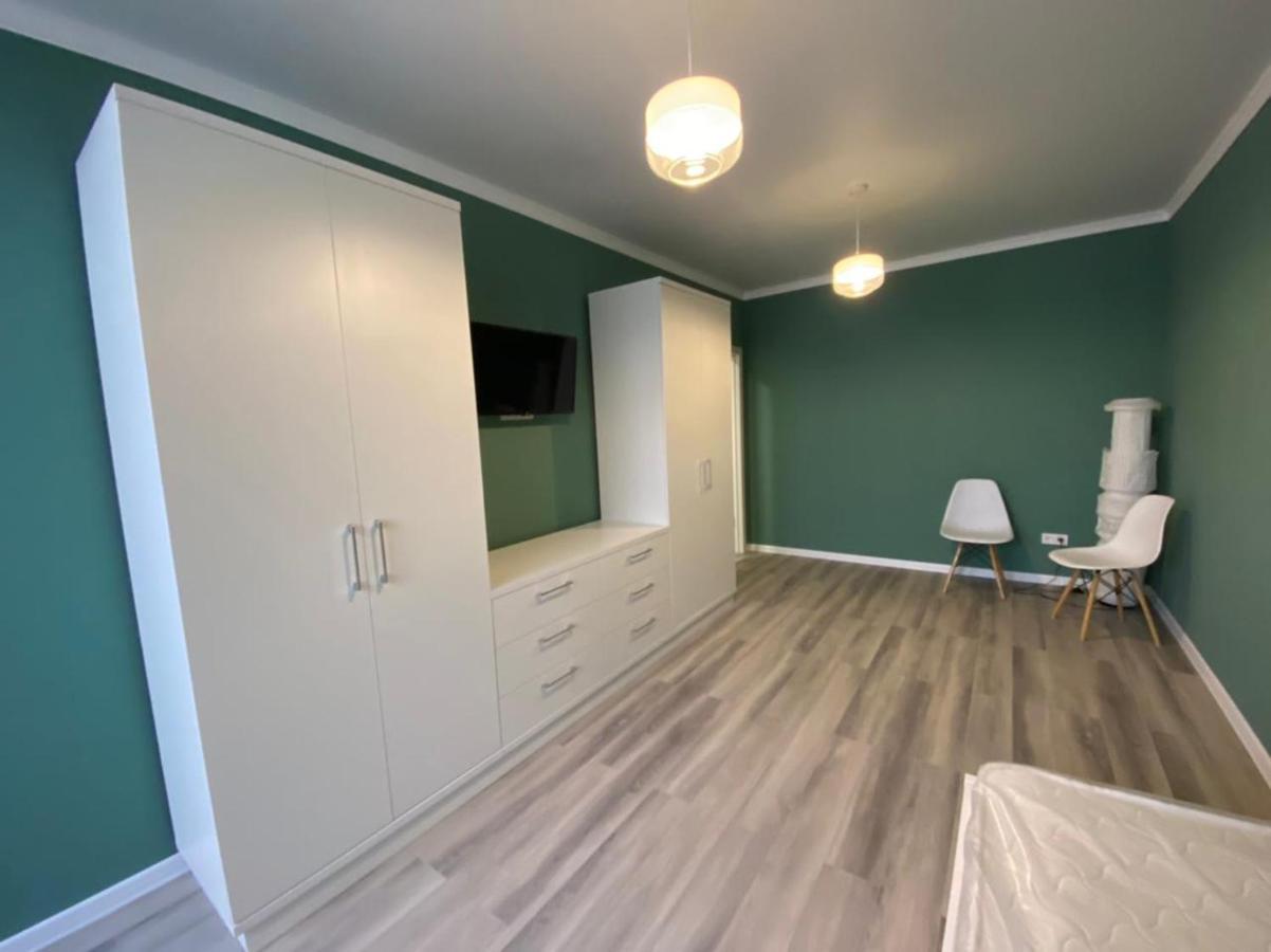 Vip Apartment Mountain View Almati Kültér fotó