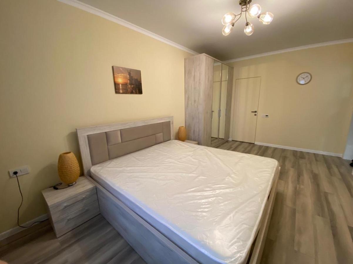 Vip Apartment Mountain View Almati Kültér fotó