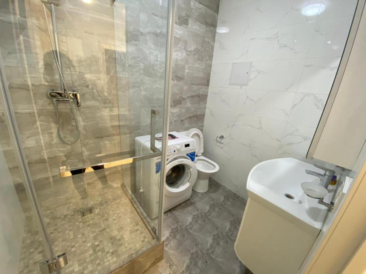 Vip Apartment Mountain View Almati Kültér fotó