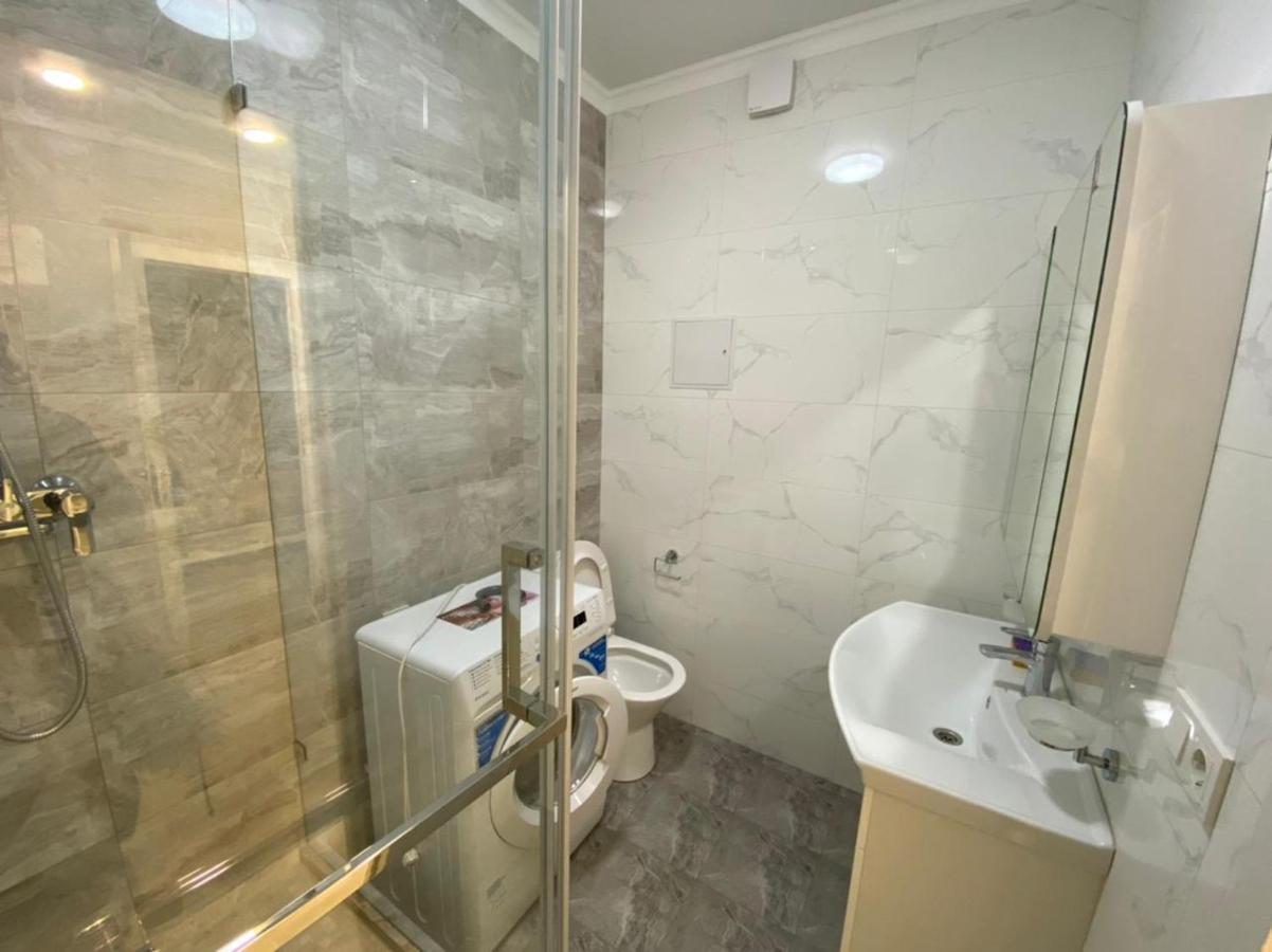 Vip Apartment Mountain View Almati Kültér fotó